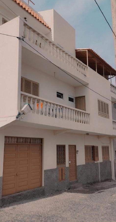 Résidence Yô Mindelo Exterior foto